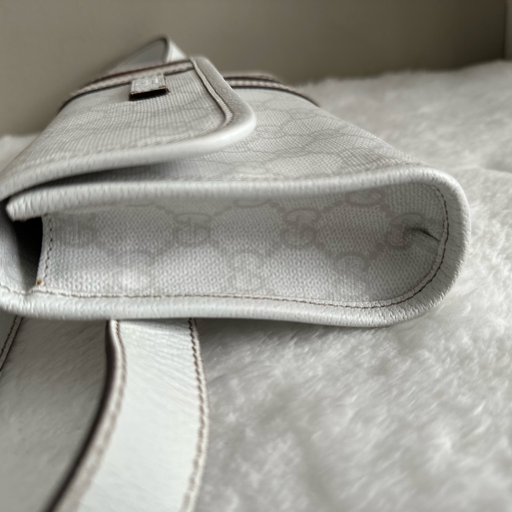 Authentic gucci - Picture 2 of 16